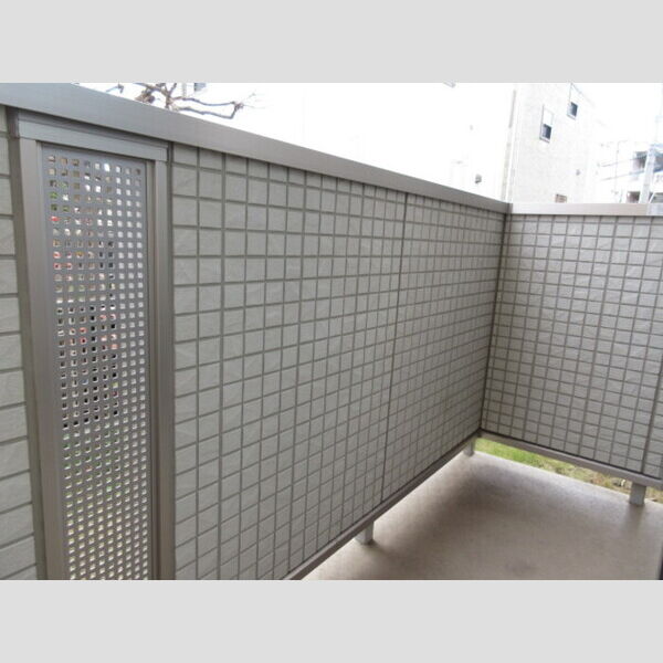 ヴィラ浜見山 バルコニー