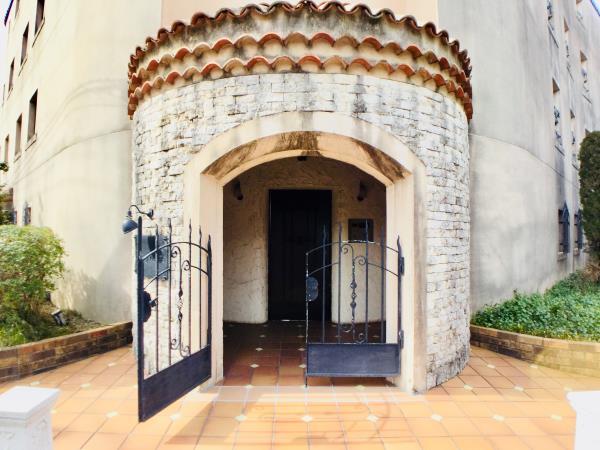 ユンヌフィーユ3階 外観