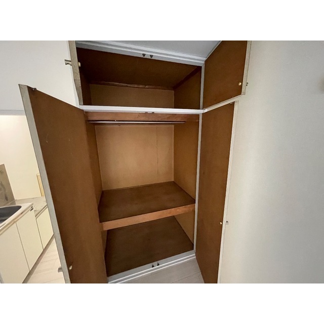 ホワイトバレー113号室 内観