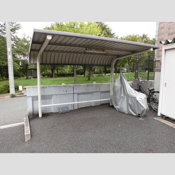 あおばグリーンヒルズ 駐輪場