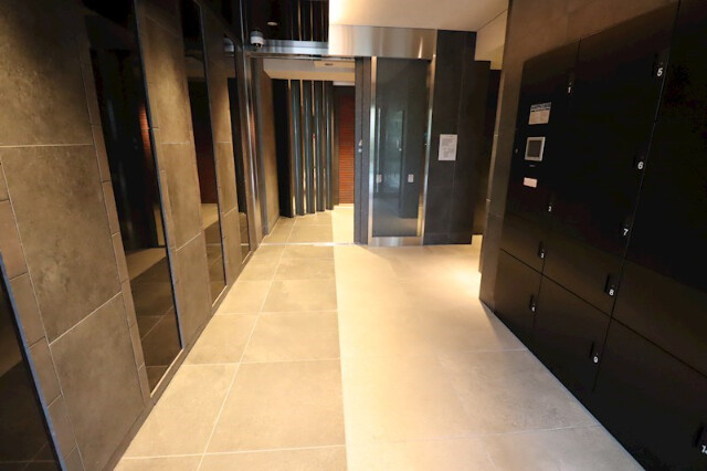 GENOVIA新子安10階 エントランス