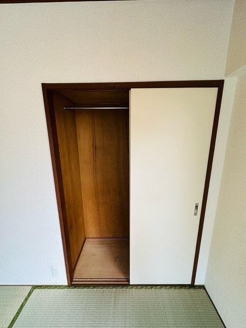 ハウス２１ＯＧＡＷＡ0106号室 収納