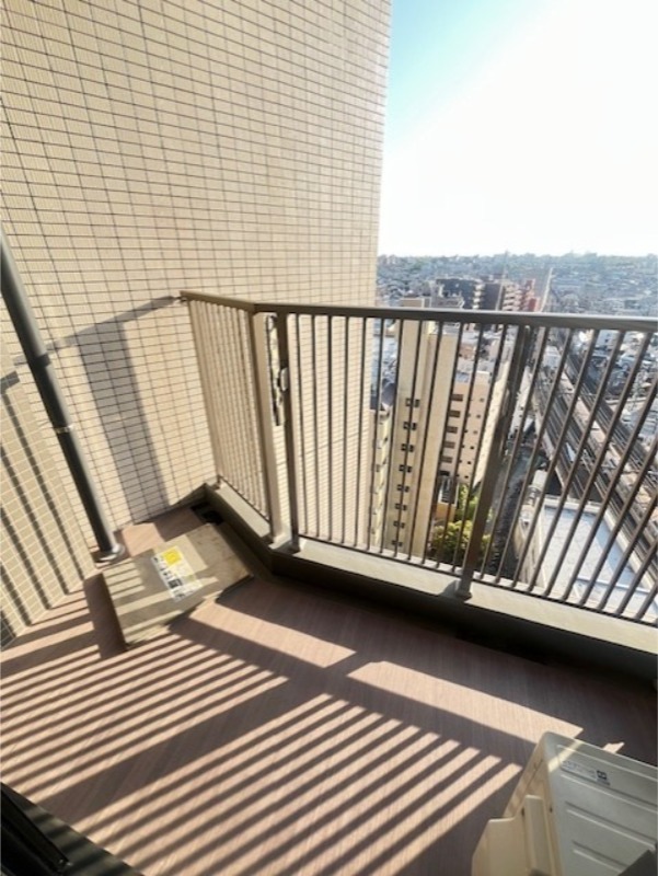 レジディアタワー中目黒14階 バルコニー