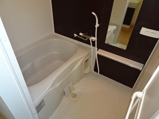 ブリーズパレス101号室 ユニットバス