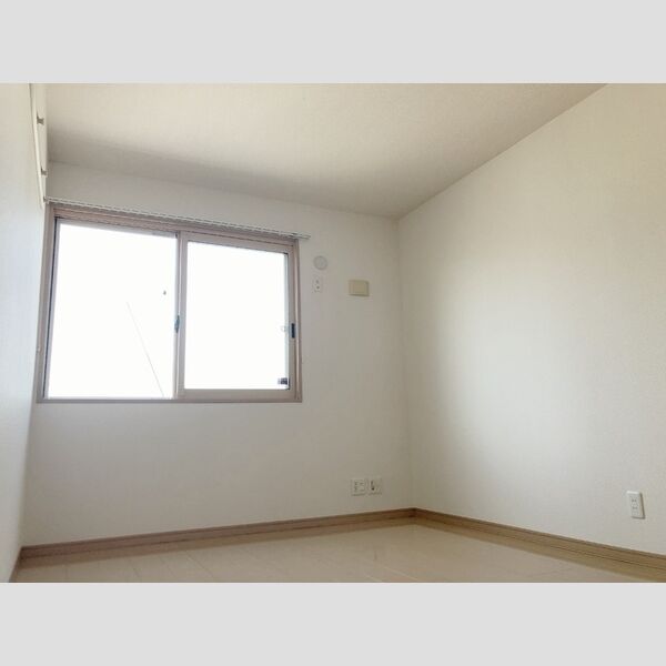 ガーデンコート飯倉台　B101号室 洋室