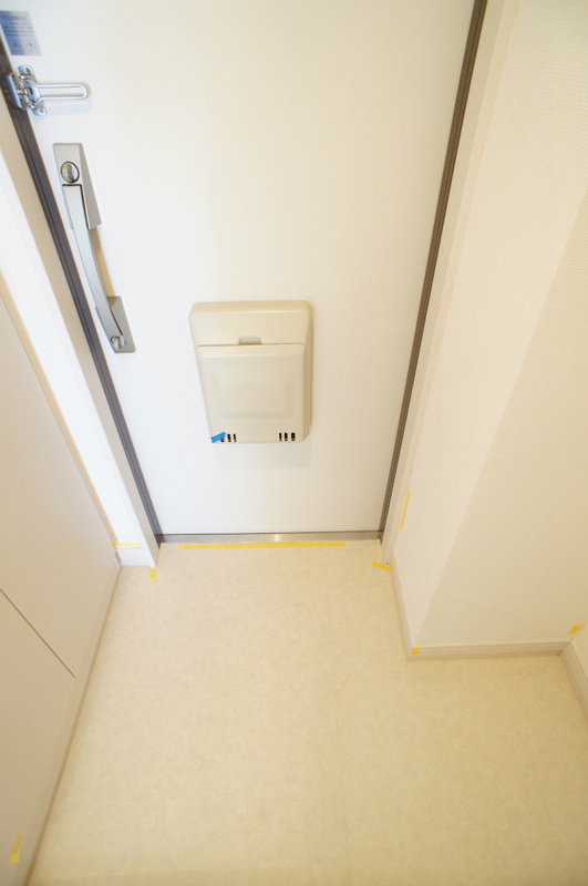 リブリ・腰越2階 玄関