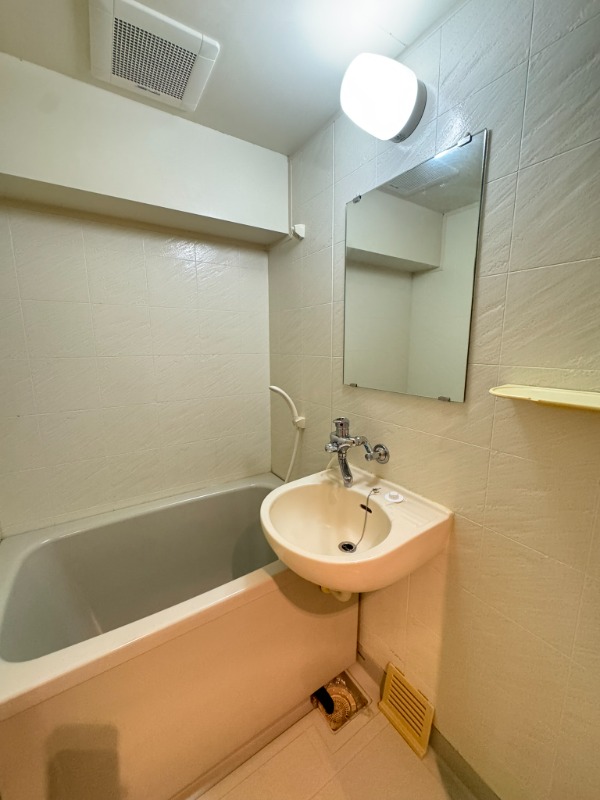 リバレイン(K-125)2階 お風呂