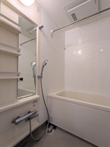 ガーデン板橋氷川町408号室 お風呂