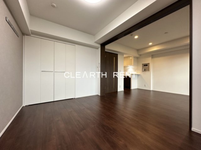 プラシア蒲田 ＴＨＥ ＧＲＡＮＤ ＲＥＳＩＤＥＮＣＥ5階 6帖の寝室/大きなクローゼット付