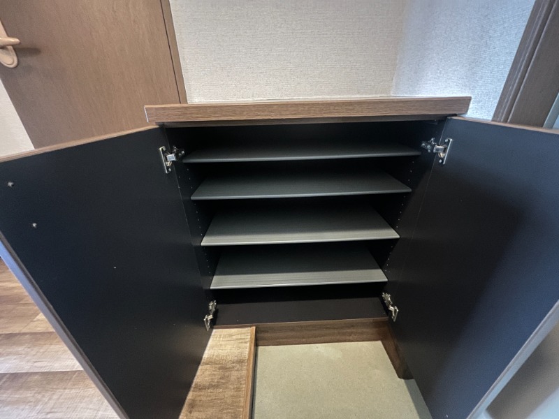 ビクトリュー仲町台3階 玄関