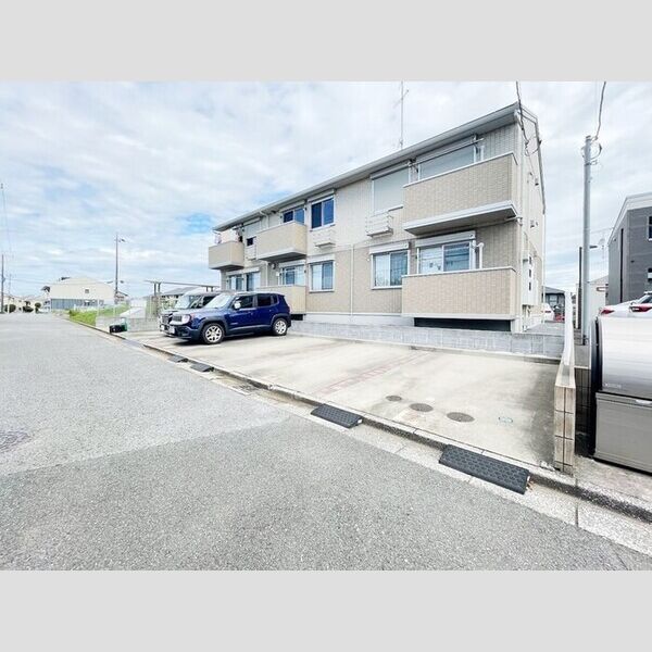 メイプルコート 駐車場