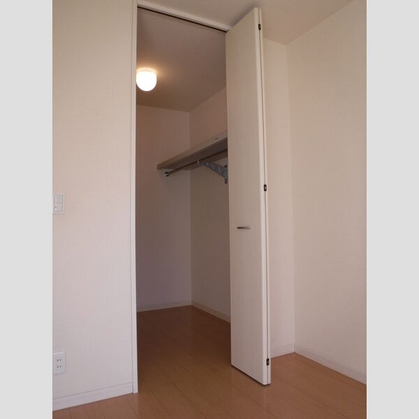 イニティウム ウォークインクローゼット