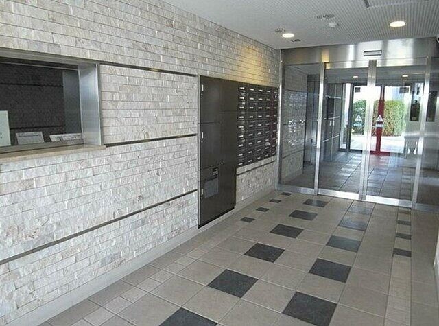 グラントゥルース桜台駅前4階 エントランス