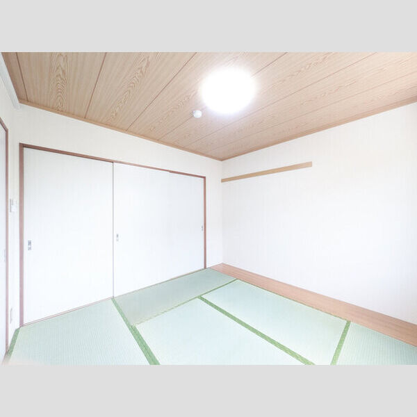 ピュアコート　(1)壱番館202号室 和室