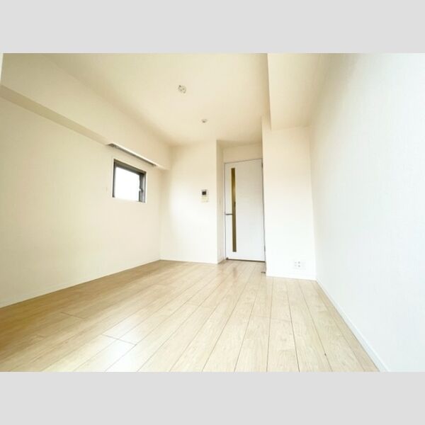 カスタリア大井町1001号室 居室