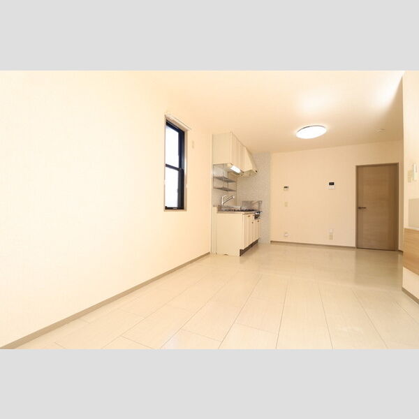 メゾン・ド・ラフィーネ　A LDK