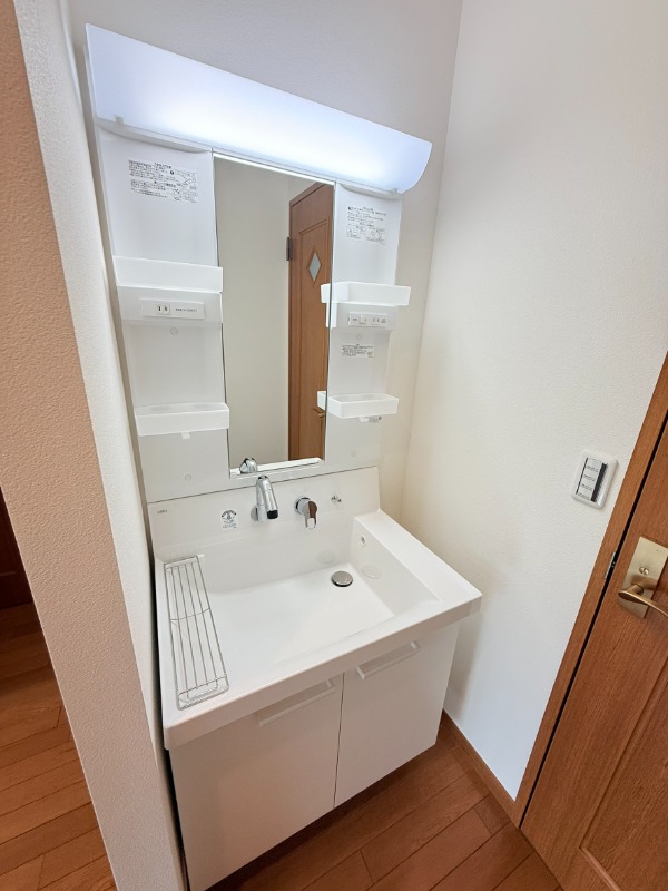 岡津町戸建て 2階