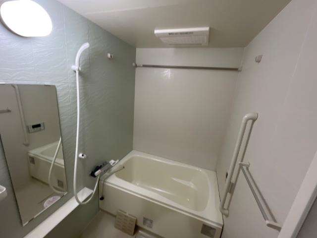 ル・グラン　シャティニエー(le gran chaｔaighier）202号室 バス