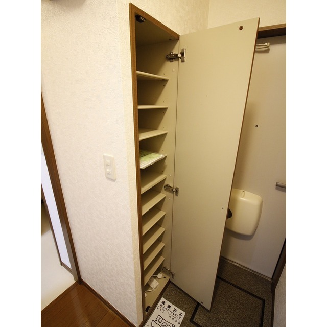 プレジール 浦和 内観