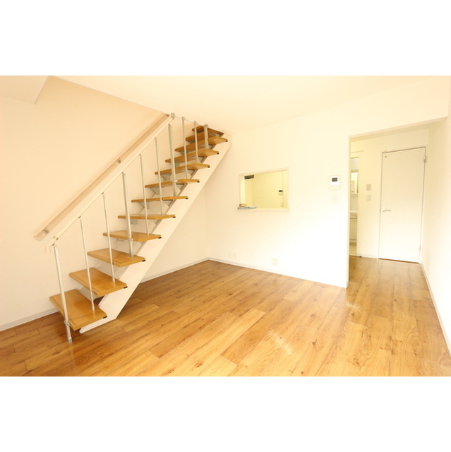 メリーレジデンス リビング