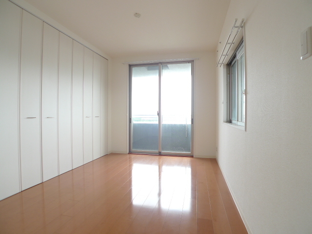 ＫＡＮＥＮＡＲＩ和光0901号室 明るい洋室です