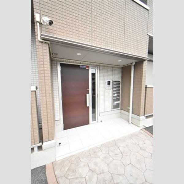 ベルシャイン厚木Ⅱ エントランス