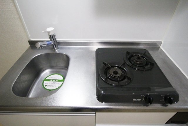 スパシエ　ルクス　池袋 システムキッチン（2口ガスコンロ）