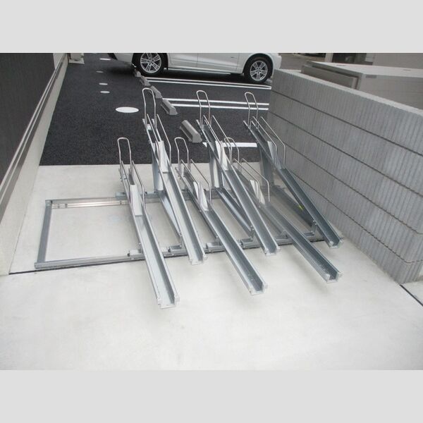 D-ROOM都賀2丁目ⅡーB棟 駐輪場