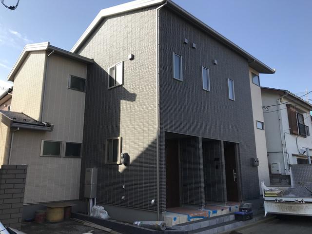 クリスタルの外観画像