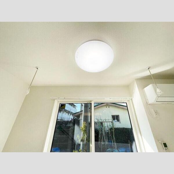 セレスティア興野103号室 室内物干し