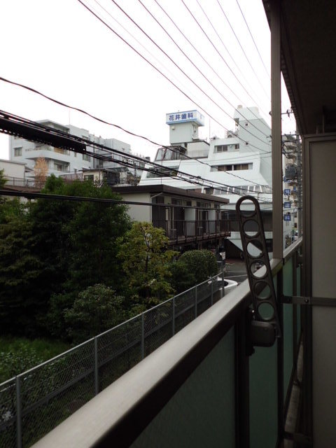 エクセルコート菊名0409号室 スーパーや病院、飲食店など充実しています