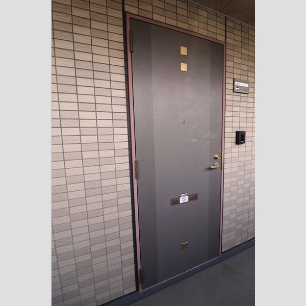 クレール106号室 玄関