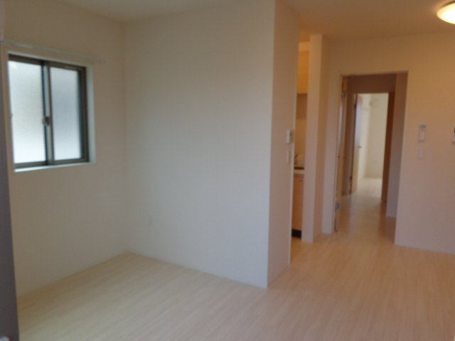 ロサ・コート（ROSA・COURT） リビング