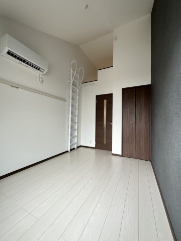 ベイルーム湘南台205号室 寝室