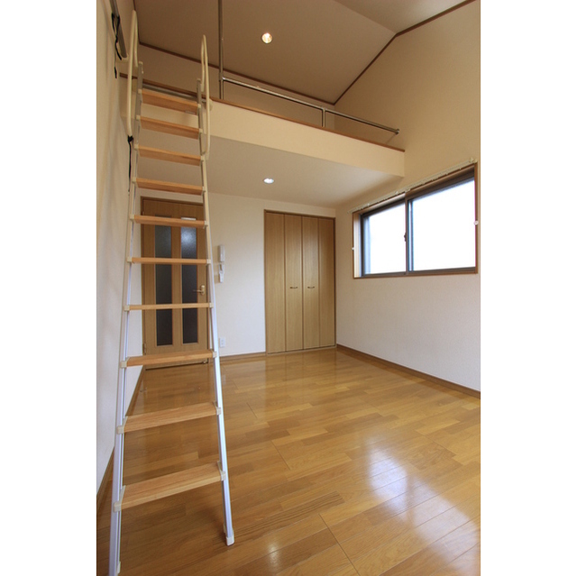 エム　カルチェ 内観