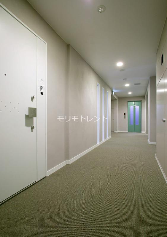 カスタリア麻布十番Ⅱ7階 内廊下設計