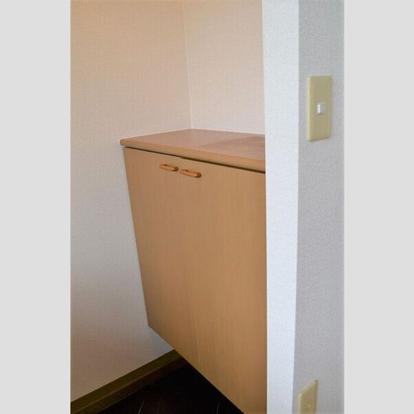 ジュネス・シャトー　Ⅲ シューズボックス有