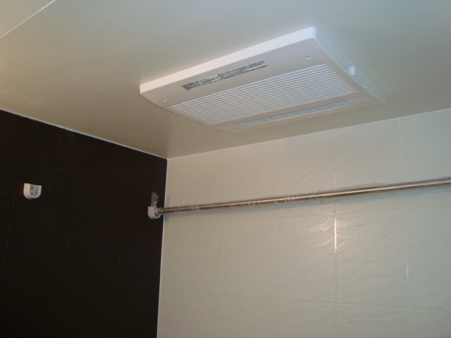 オリーヴ00102号室 浴室乾燥機