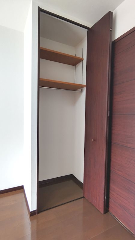 レジディア銀座東2階 収納