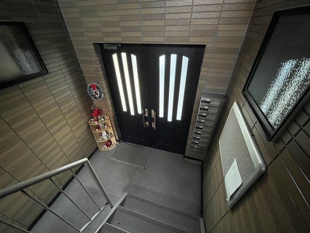 アン・シャーリー0205号室 ロビー