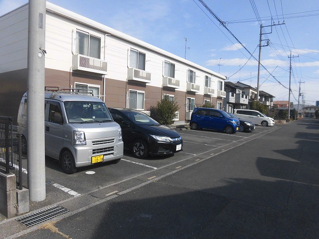 レオパレスアゼリア 周辺