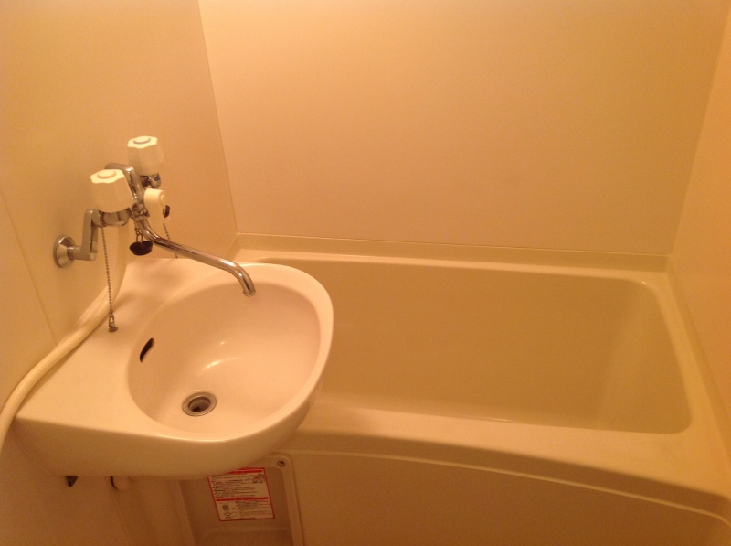 レオパレスリバーシティー お風呂