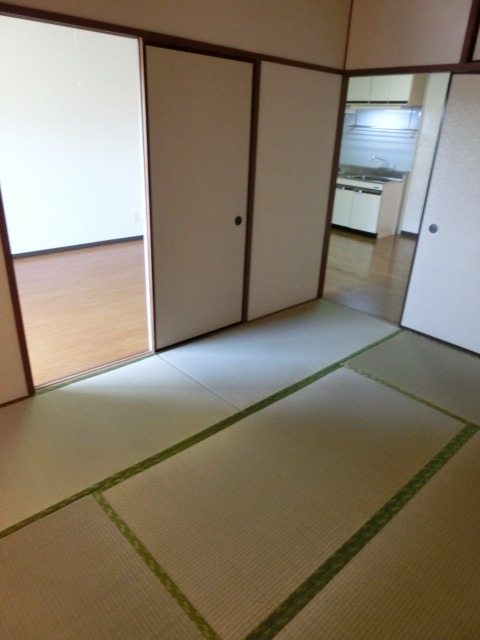 飯田マンション2階 部屋その他