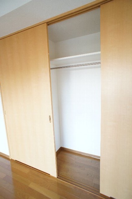 マリンパレス登戸0503号室 収納