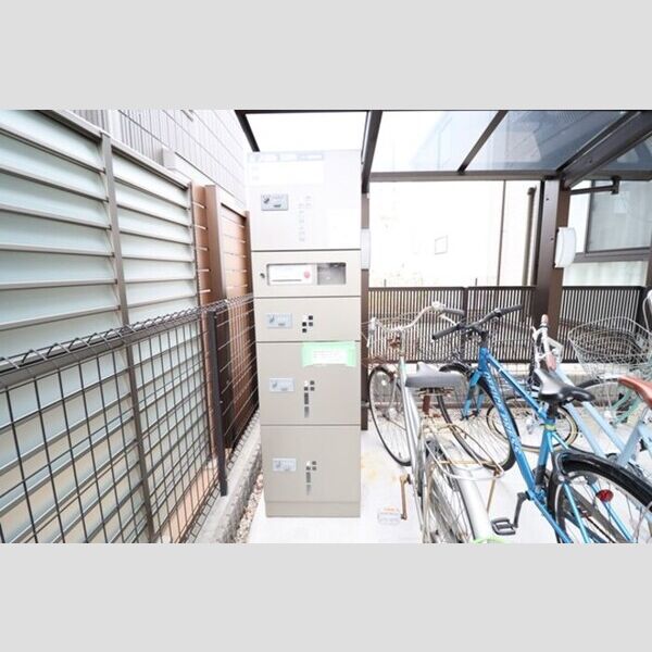 HANABUSA　Ⅲ201号室 宅配ボックス