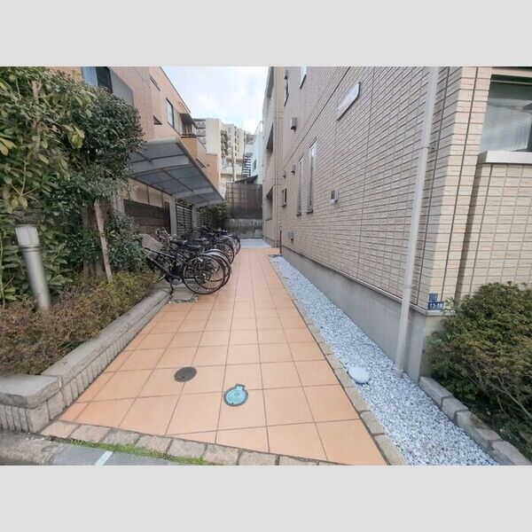 グランシャリオ大森 エントランス