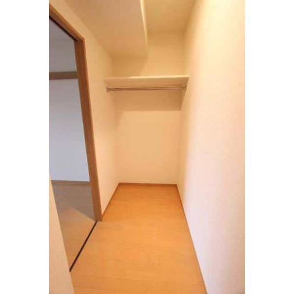 ソフィアガーデン0303号室 収納