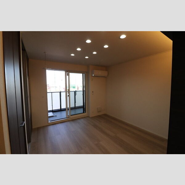 Noble villa浦和美園203号室 LDK