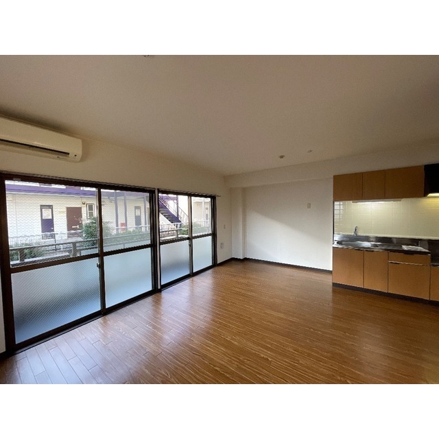 パティオ１２ リビング