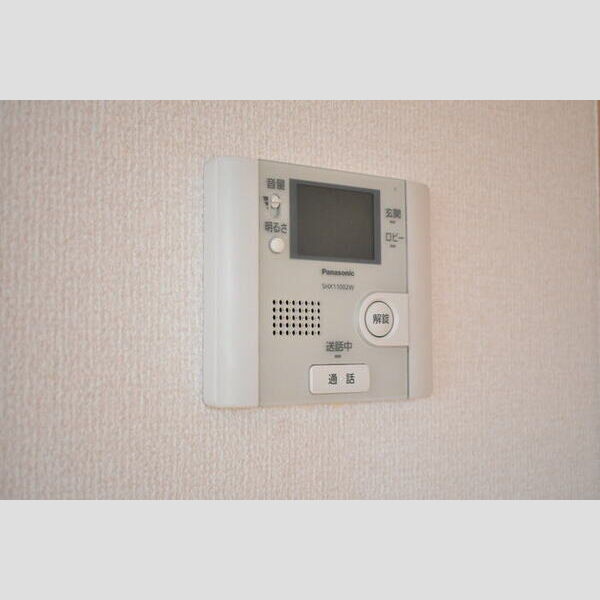 クレシア202号室 モニター付きインターホン